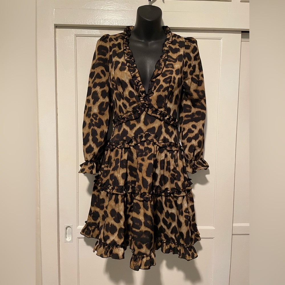 Leopard Mini Dress with Ruffles 🐆 - Picture 3 of 6